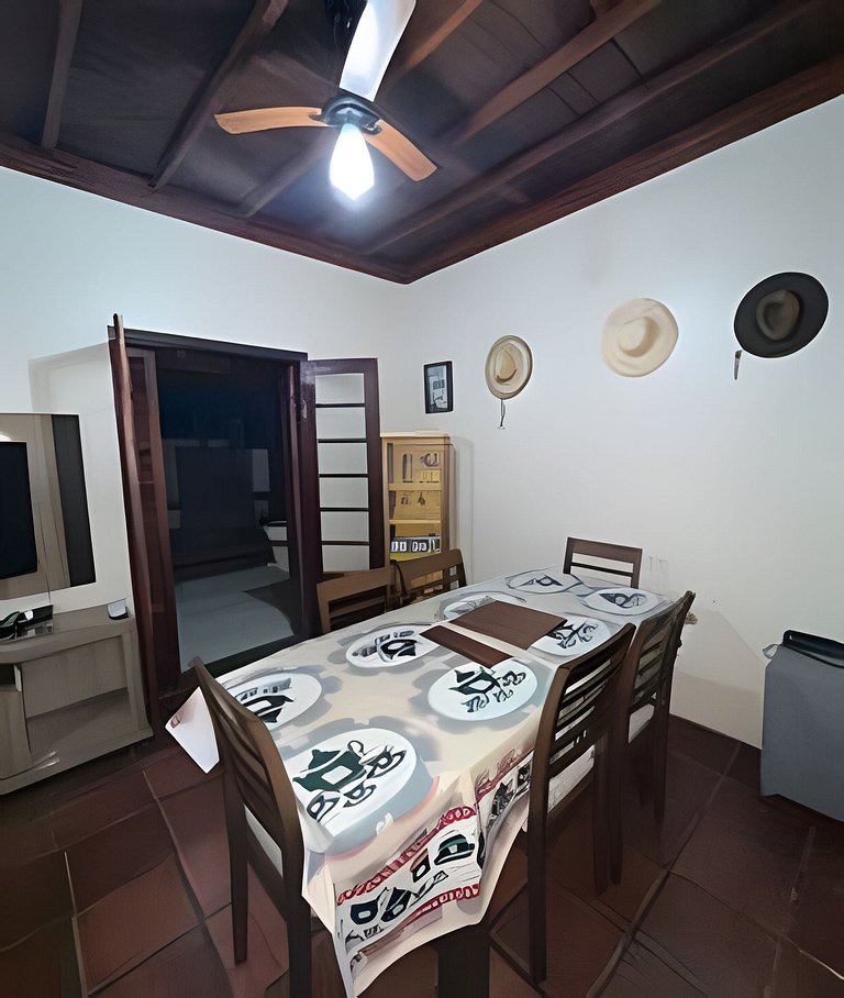 Casa 100 metros da praia Martim de Sá