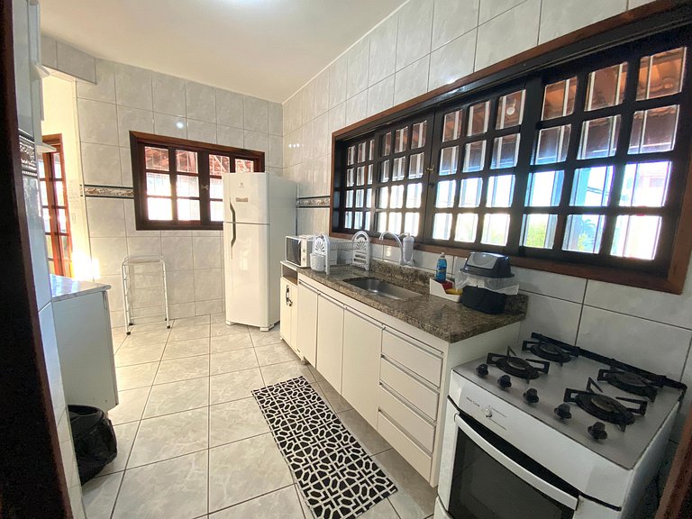 Casa 1 Dormitório Martim de Sá